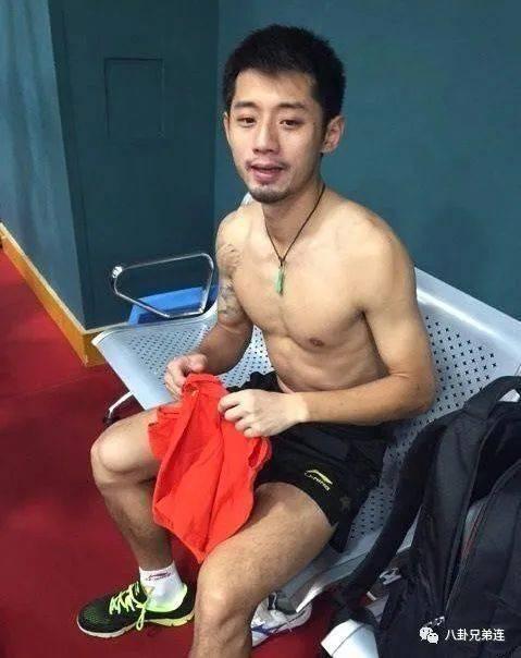 张继科激凸生活照,揭秘运动员的私下生活